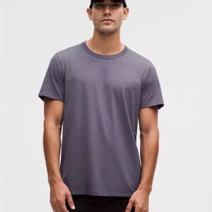 lululemon athletica Men's Fundamental T